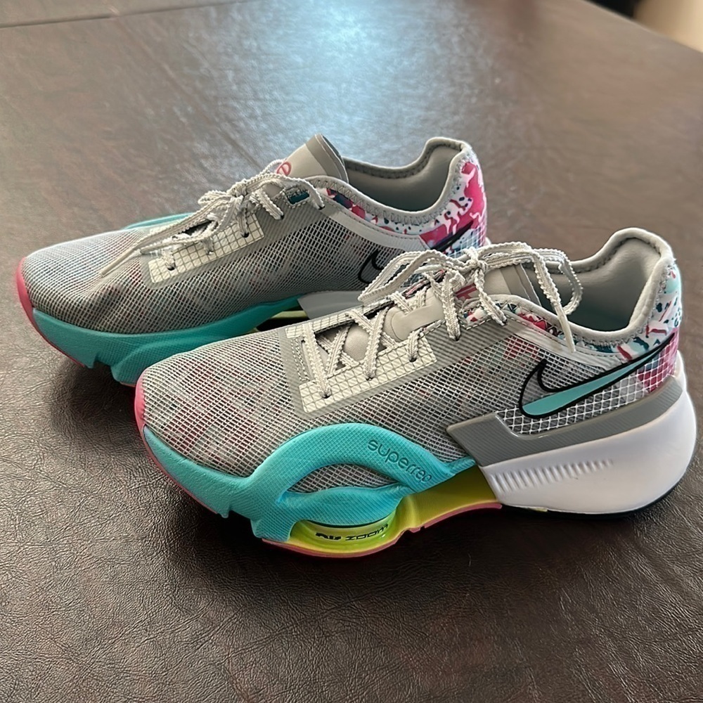 Nike Superrep Hot New Color! Size 6